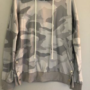 Gray tones camouflage hoodie